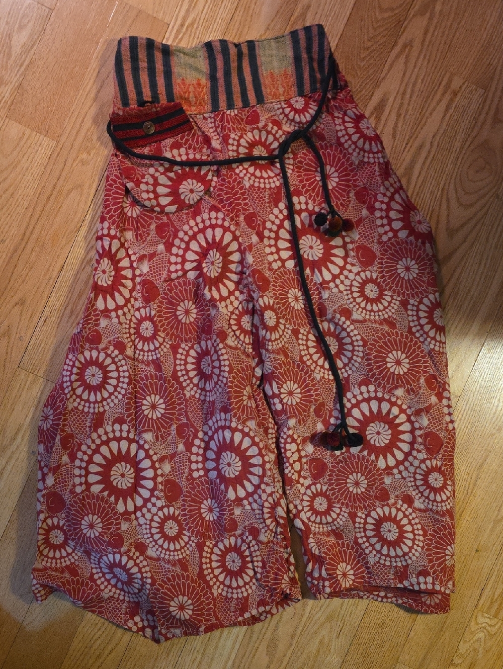 Women's Wide-Leg Red Floral Pull-On Pants
